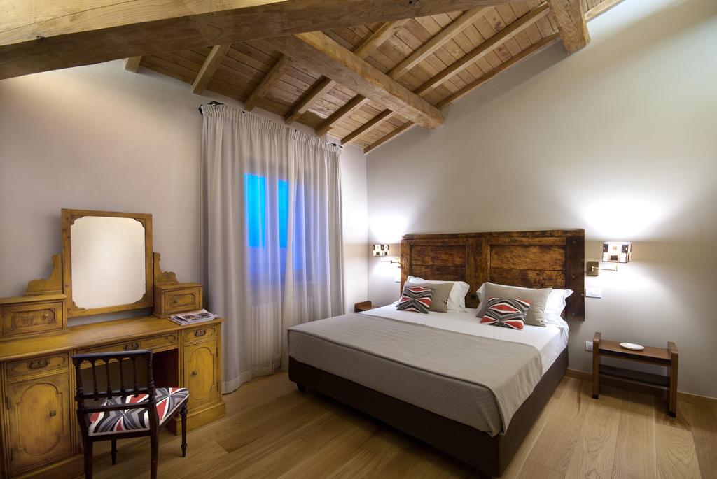 Petrignano Del Lago Poste Del Chiugiヴィラ 部屋 写真